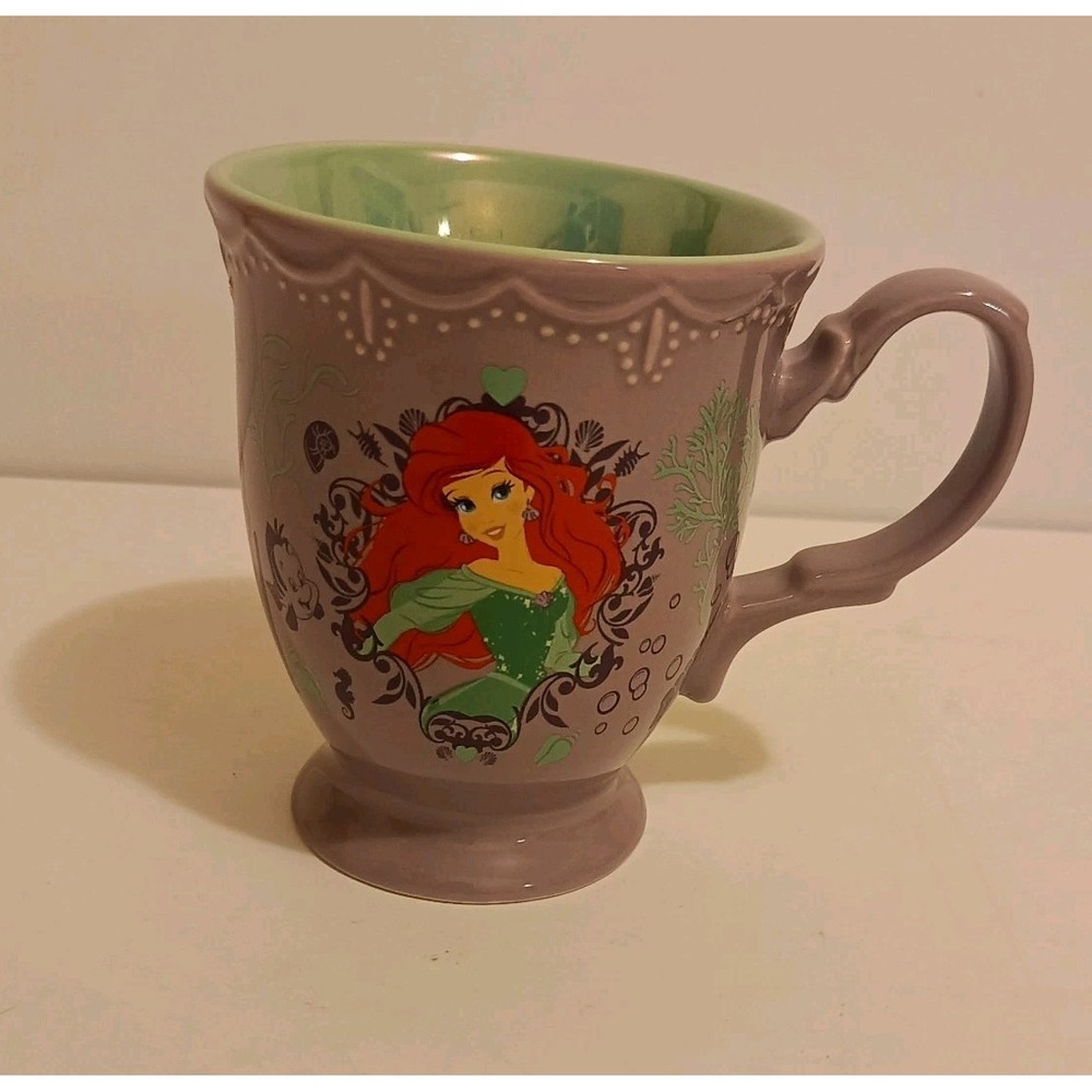 Disney Store Princess Ariel Little Mermaid Pedistal Coffee/Tea‎ Cup